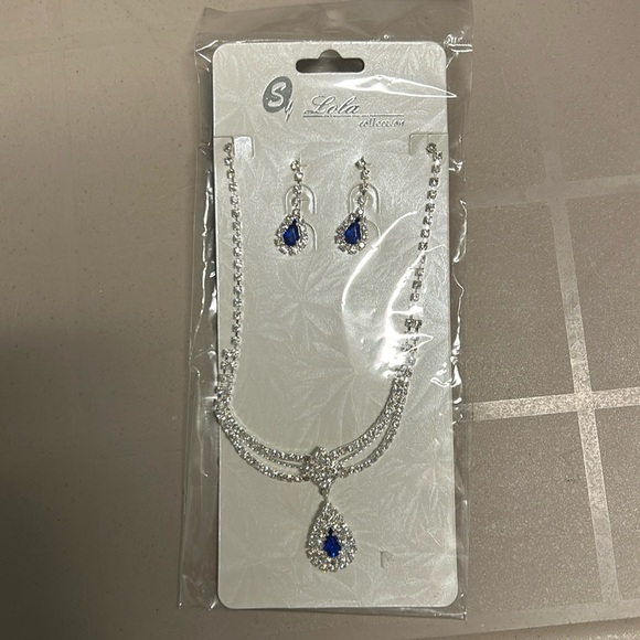 Sy Lola Jewelry - NEW IN PACKAGE Prom/evening wear jewelry (looks like blue sapphire/diamond)